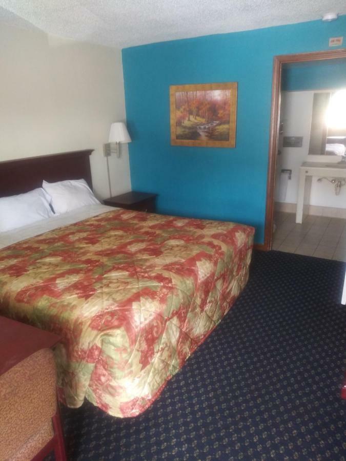 Rodeway Inn Jonesboro Extérieur photo